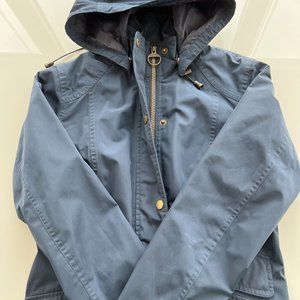 Barbour Women's Rain Jacket Size US 4, UK 8